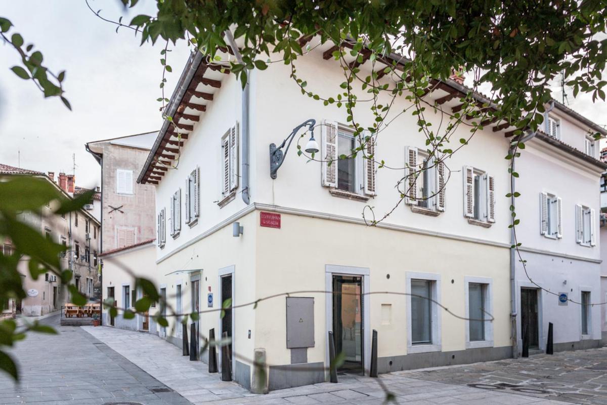 Apartment Evita In The Old Center Of Sunny Koper Extérieur photo