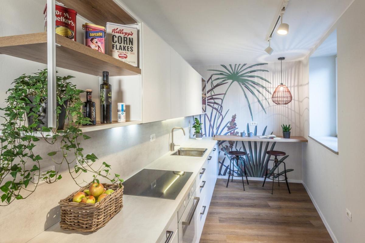 Apartment Evita In The Old Center Of Sunny Koper Extérieur photo